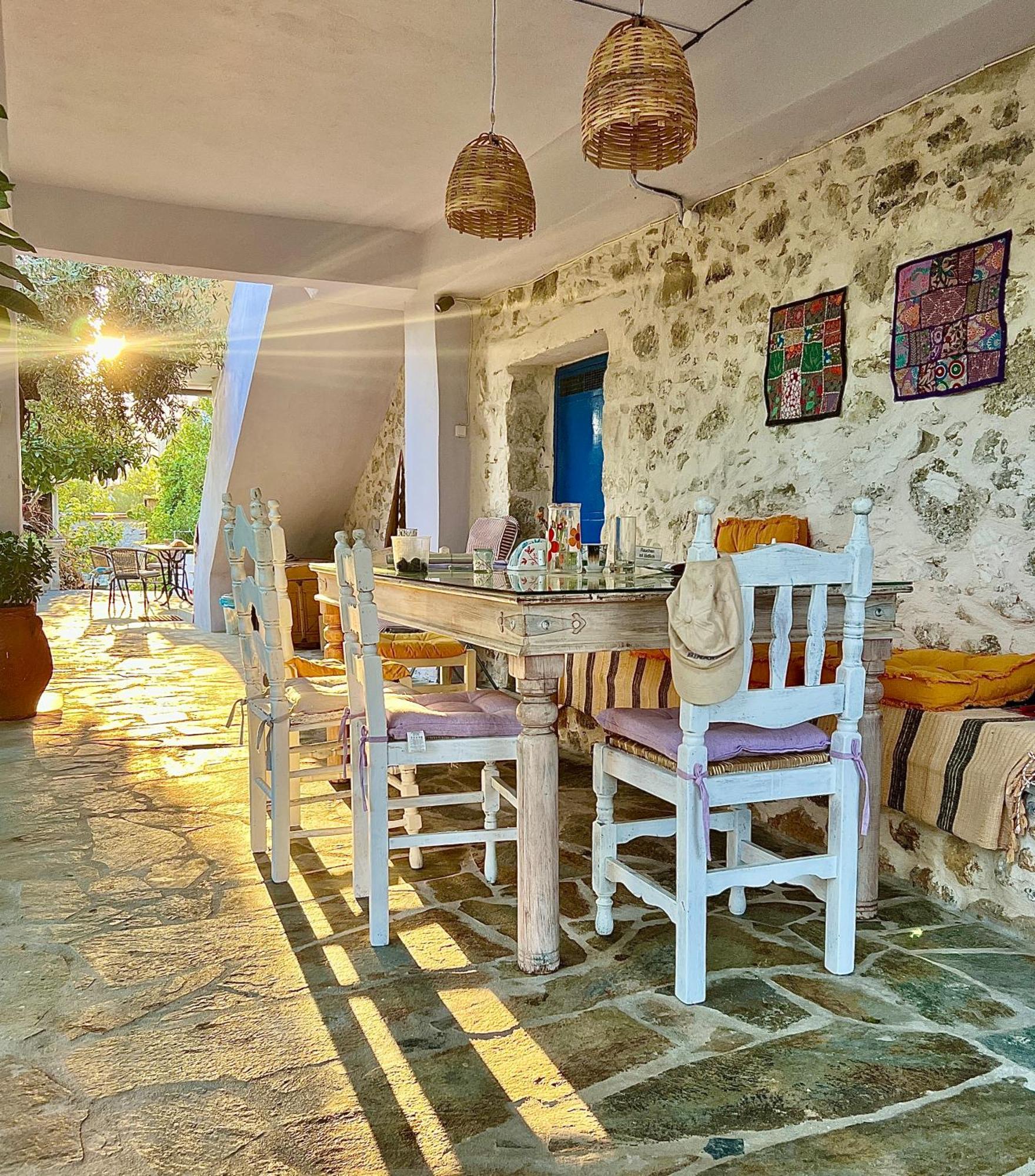 La Maison Bleue Zaros Exterior photo
